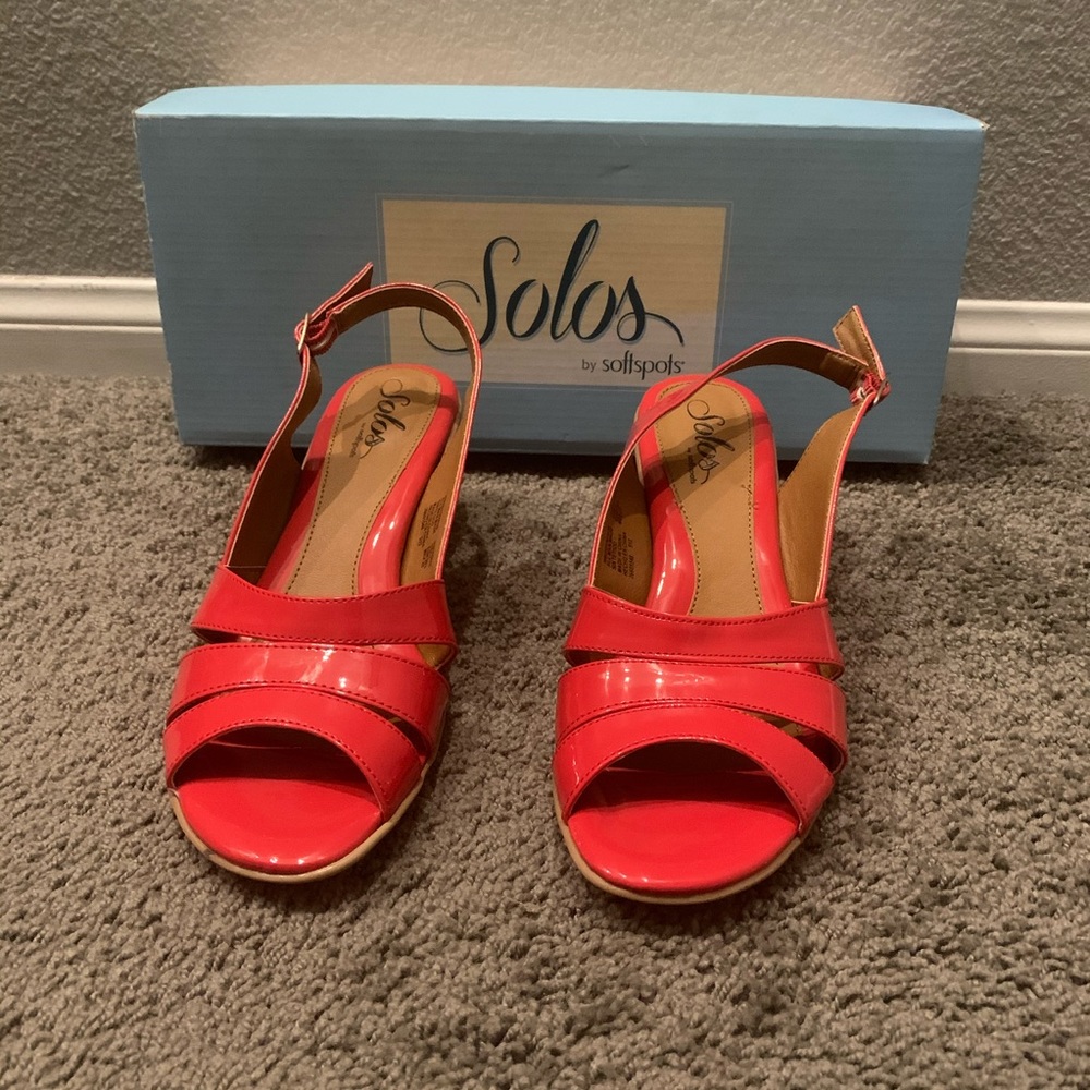 Solos sling back heels NIB - Picture 2 of 4